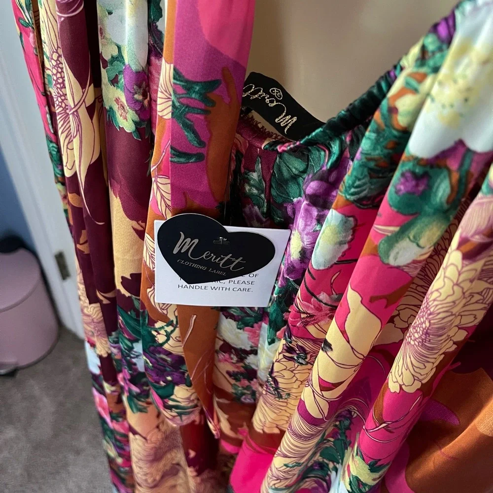 NWT Satin Floral Strapless Jumpsuit - Picture 4 of 5